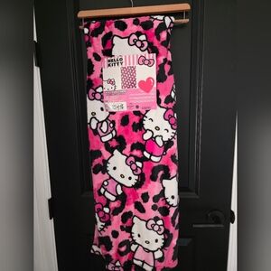NWT Hello Kitty Pink Pop Fab Fur  Throw - Leopard Print